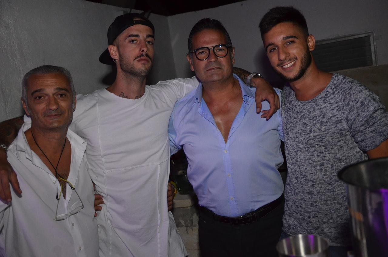 Ostello Salento Alezio Bagian luar foto
